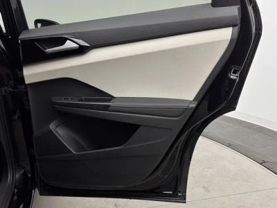 2025 Volkswagen Taos - Photo 28