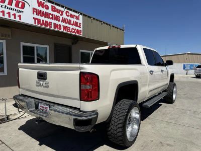 2014 GMC Sierra 1500 — rear three-quarter view