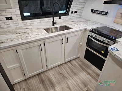 2026 Venture RV Stratus - Photo 12