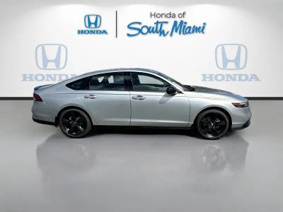 2026 Honda Accord Hybrid — photo 8 view