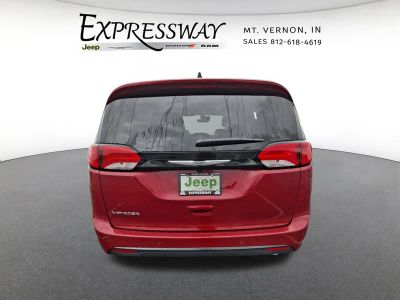 2026 Chrysler Voyager — detail view