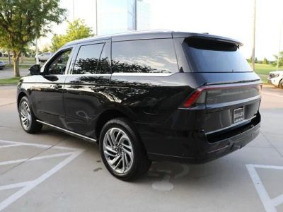 2025 Lincoln Navigator — interior view