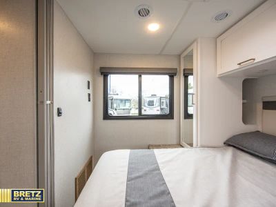 2026 Thor Motor Coach Four Winds - Photo 18