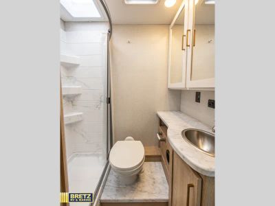 2026 Thor Motor Coach Four Winds - Photo 21