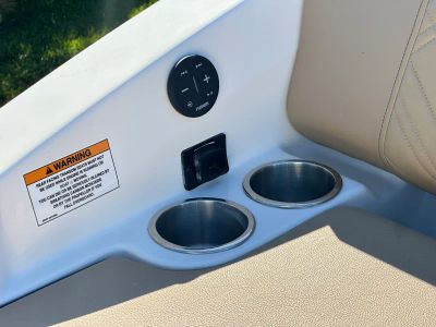 2025 Sea Ray WHT 300 VDO - Photo 26