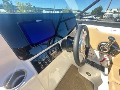 2025 Sea Ray WHT 300 VDO - Photo 16
