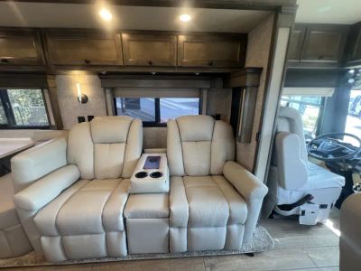 2023 Tiffin ALLEGRO RED 360 - Photo 9