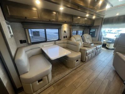 2023 Tiffin ALLEGRO RED 360 - Photo 8