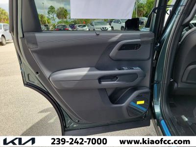 2027 Kia Telluride — photo 15 view