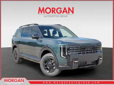 2027 Kia Telluride X-Pro SX in Black Jade Green — front three-quarter view