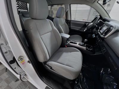 2018 Toyota Tacoma — photo 26 view