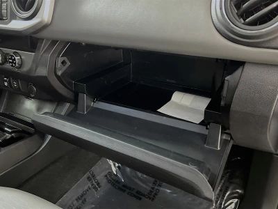 2018 Toyota Tacoma — photo 29 view