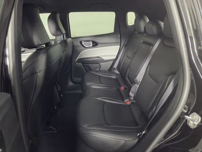 2026 Jeep Compass — photo 18 view
