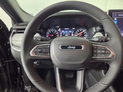 2026 Jeep Compass — photo 13 view