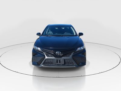2023 Toyota Camry - Photo 2