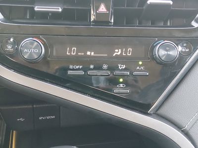 2023 Toyota Camry - Photo 13