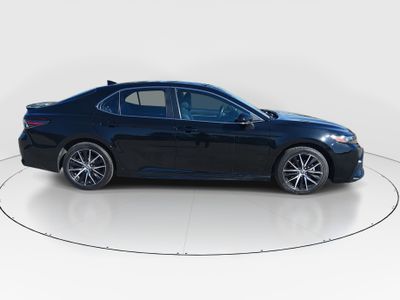 2023 Toyota Camry - Photo 8