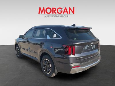 2026 Kia Sorento — photo 8 view