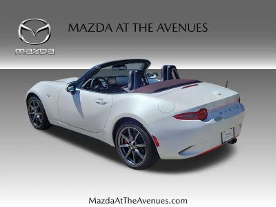 2018 Mazda Miata — detail view
