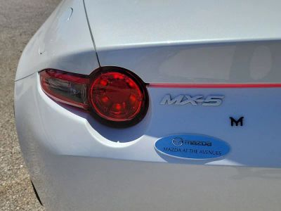 2018 Mazda Miata — photo 8 view