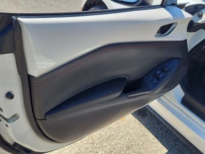 2018 Mazda Miata — photo 18 view