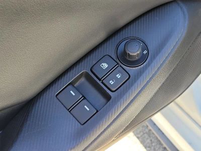 2018 Mazda Miata — photo 19 view
