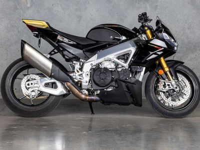 2022 Aprilia Tuono V4 Factory 1100 - Photo 3