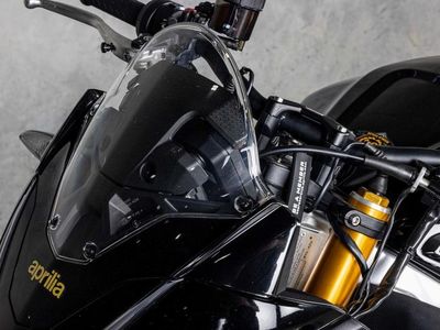 2022 Aprilia Tuono V4 Factory 1100 - Photo 9