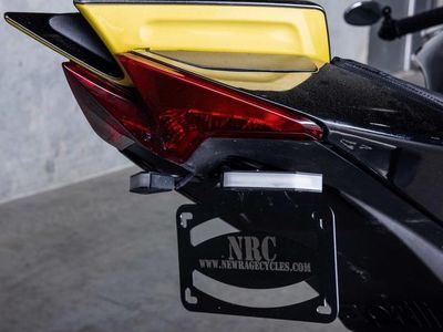 2022 Aprilia Tuono V4 Factory 1100 - Photo 28
