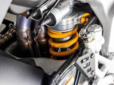 2022 Aprilia Tuono V4 Factory 1100 - Photo 25