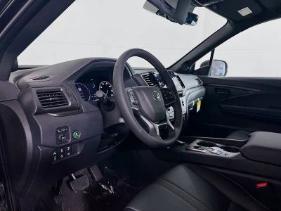 2026 Honda Ridgeline — photo 8 view