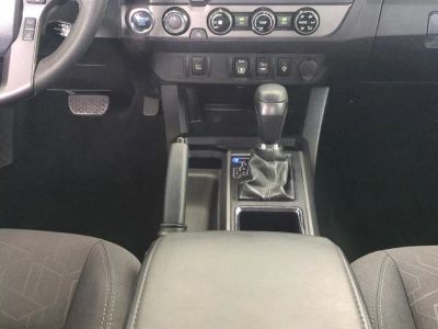 2018 Toyota Tacoma — photo 21 view