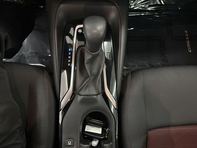 2025 Toyota Corolla - Photo 16