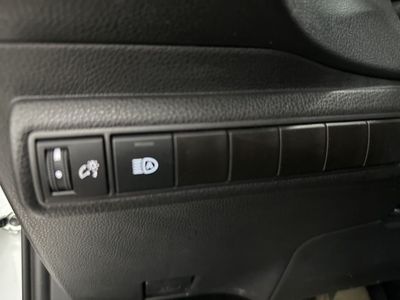 2025 Toyota Corolla - Photo 18