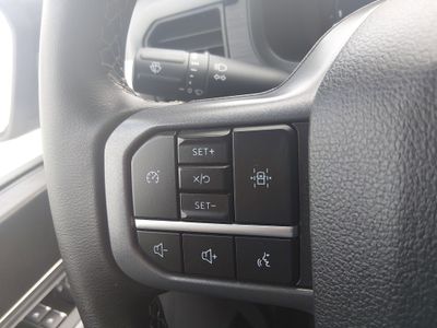 2025 Ford F-150 — photo 12 view