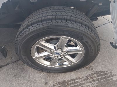 2025 Ford F-150 — photo 10 view