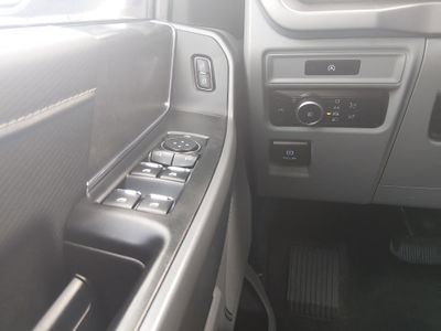 2025 Ford F-150 — photo 20 view