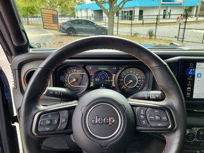 2024 Jeep Gladiator - Photo 15