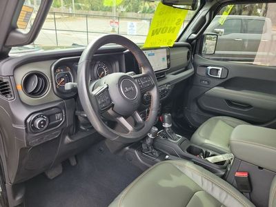2024 Jeep Gladiator - Photo 9