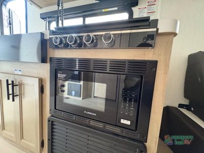 2026 Forest River RV Cherokee Grey Wolf - Photo 17