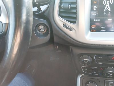 2021 Jeep Compass - Photo 13