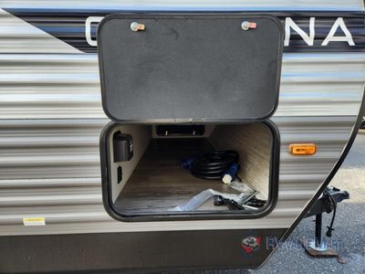 2026 Coachmen RV Catalina Summit Series 8 - Photo 11
