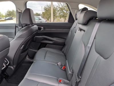 2026 Kia Sorento — photo 16 view