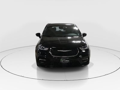 2025 Chrysler Pacifica - Photo 2