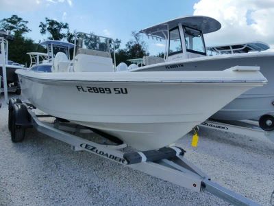 2020 Bulls Bay 2000 — front three-quarter view