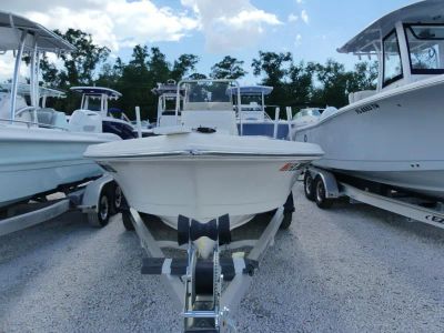 2020 Bulls Bay 2000 — side profile view