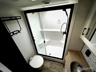 2026 Venture RV SportTrek Touring Edition - Photo 18