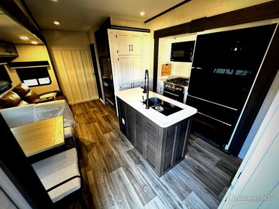 2026 Venture RV SportTrek Touring Edition - Photo 4