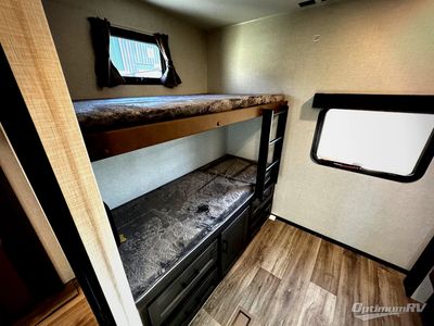 2026 Venture RV SportTrek Touring Edition - Photo 14