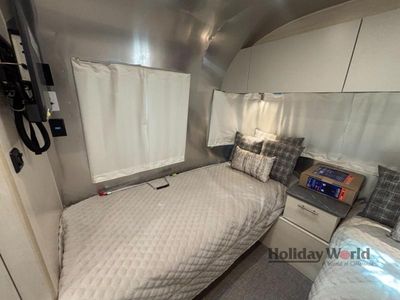 2026 Airstream Flying Cloud - Photo 11